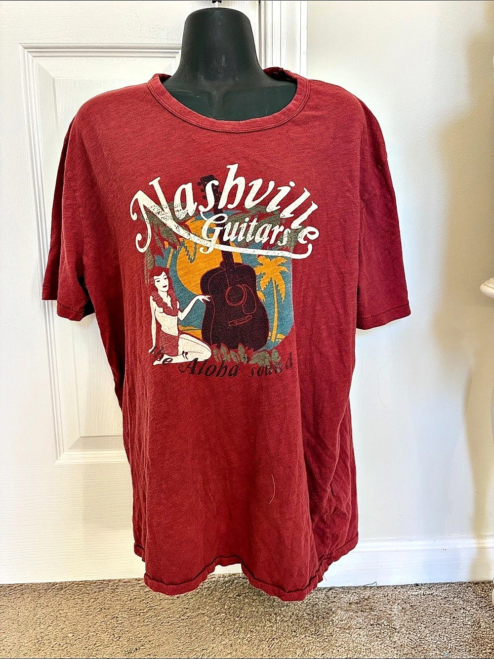 Lucky Brand Nashville Guitars Graphic Tee Red Large